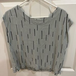 Pants Store- gray top with black lines, size S
